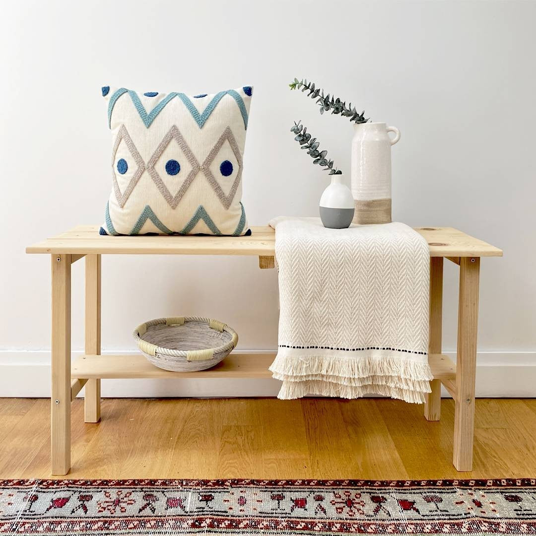 Coussin Bethany Punch Pillow With İnsert