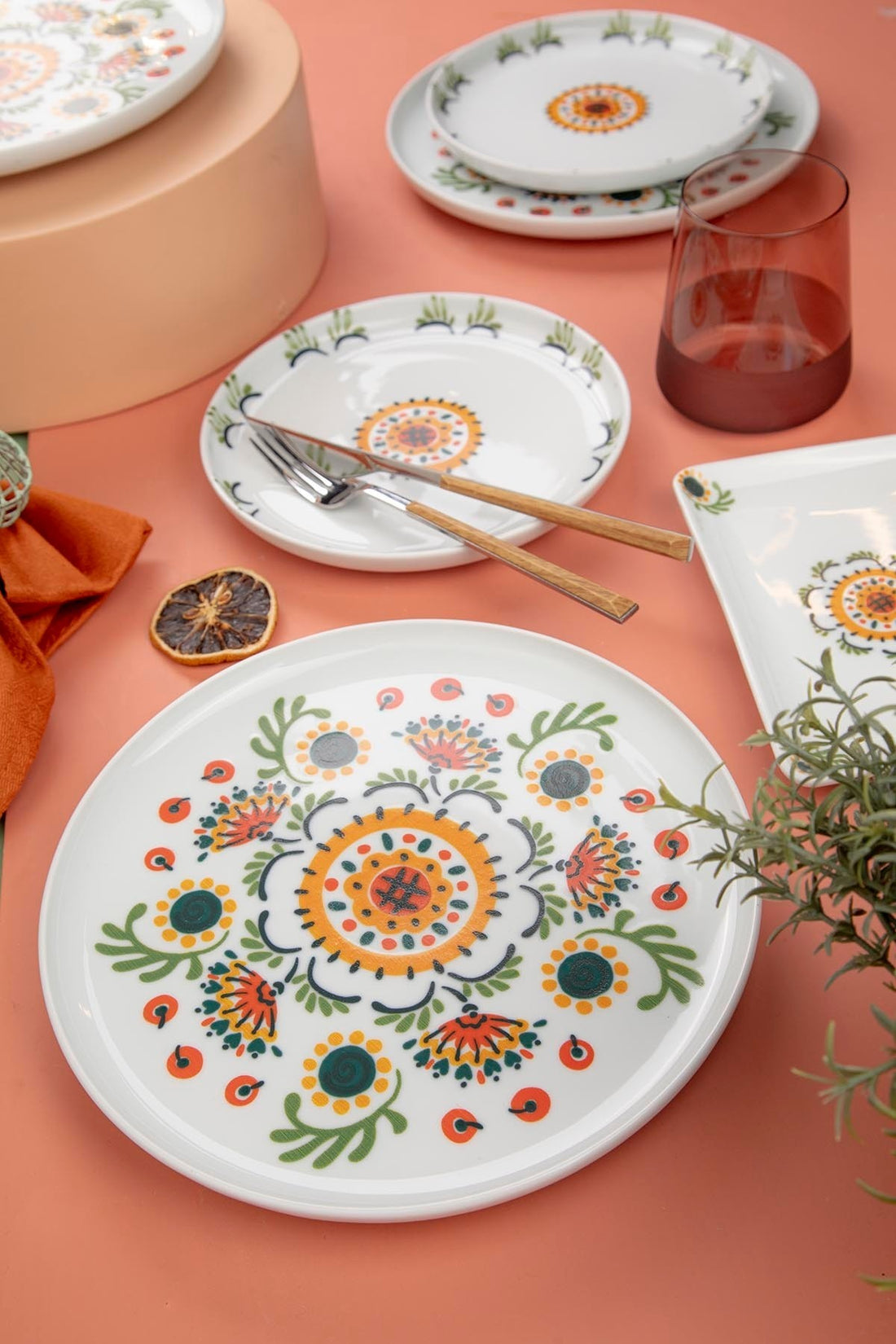 Dîner (18 pièces) NNMOD18Y6880716