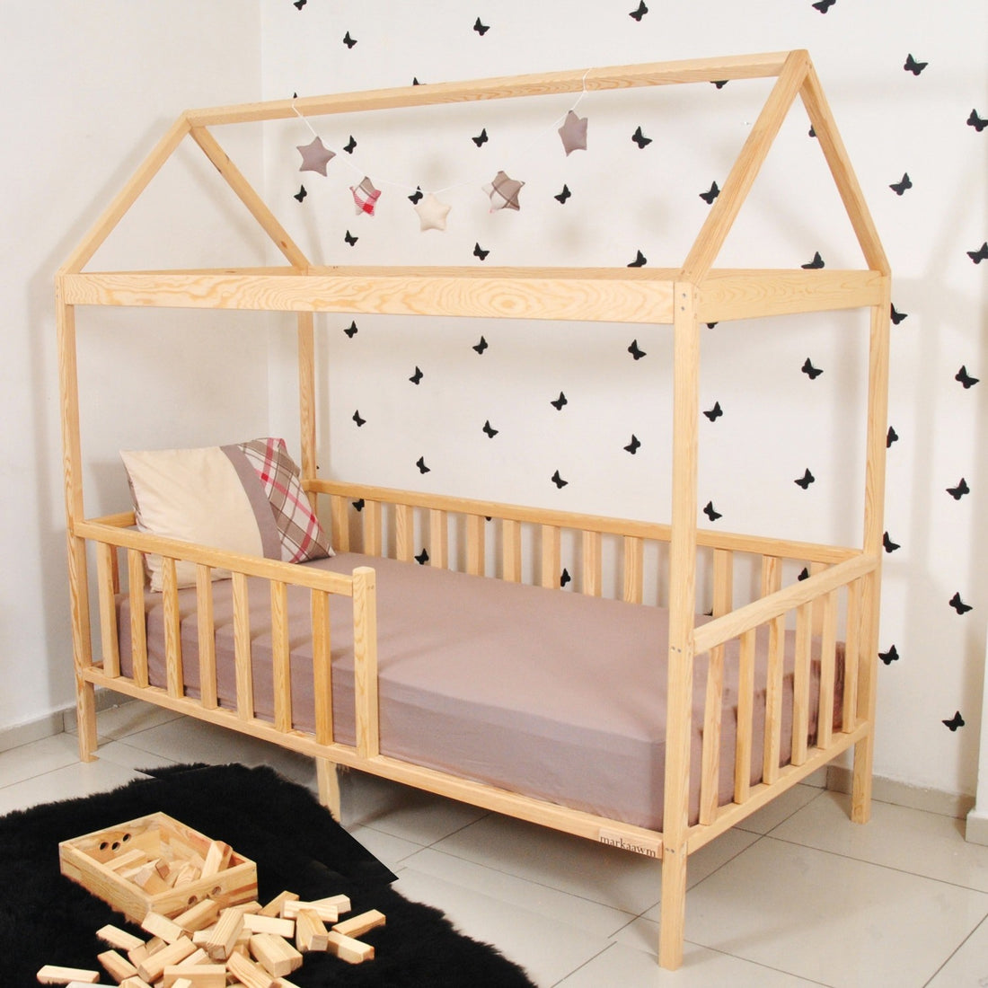 Lit cabane enfant Damla ,bois 90x190cm