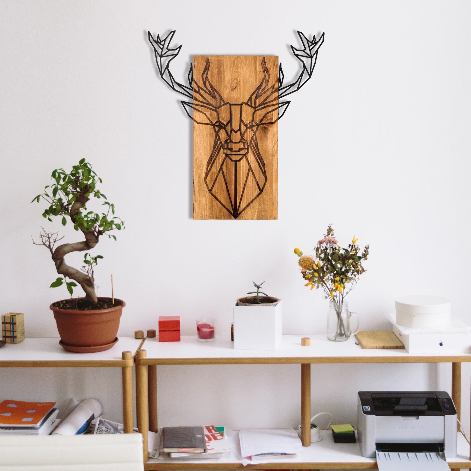 Accessoire mural en bois décoratif Deer
