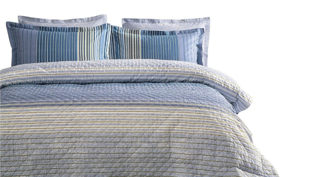Pernelle Ensemble de Literie Matelassé Complet Bleu