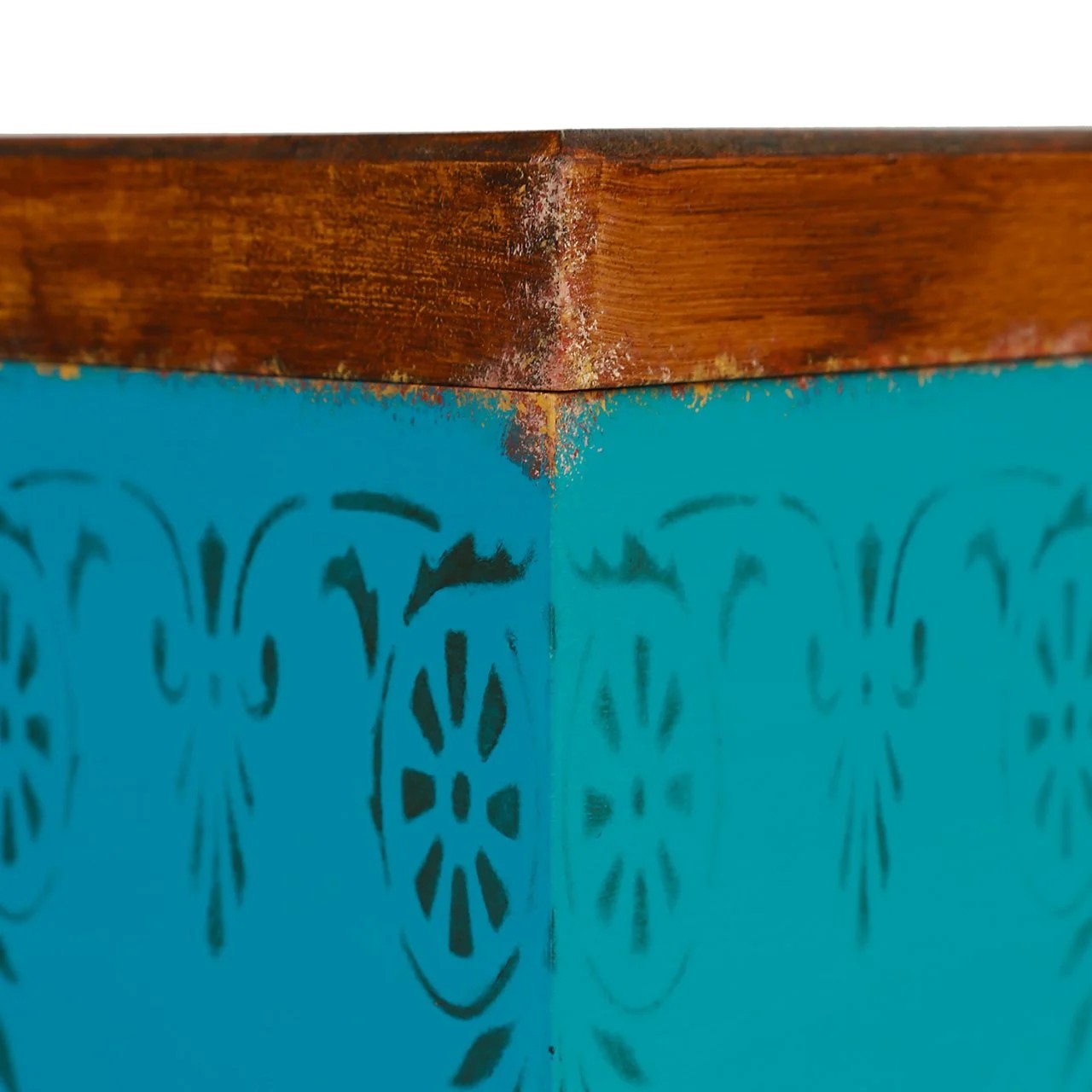 Boîte ancienne avec poignée en céramique