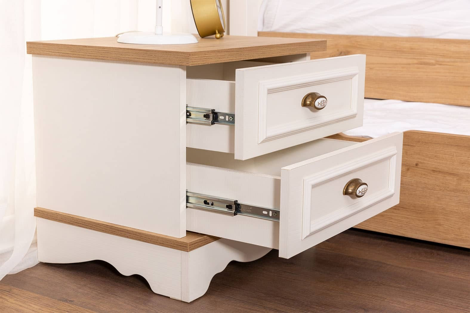 Table de chevet enfant Country 2 tiroirs