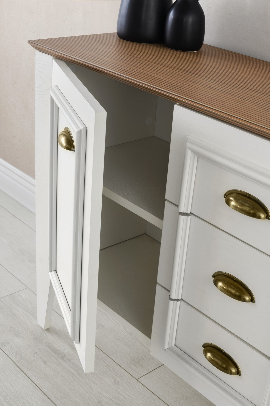 La commode Rustic Dresser