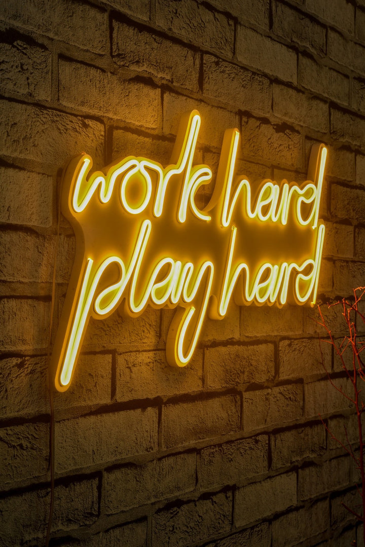 Éclairage LED en plastique décoratif Work Hard Play Hard - Yellow