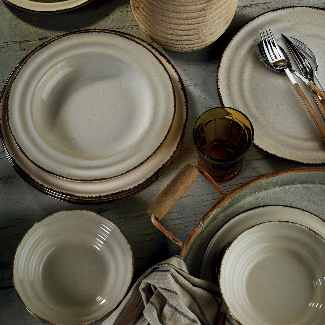 Dîner (18 pièces) TN18Y2730P02