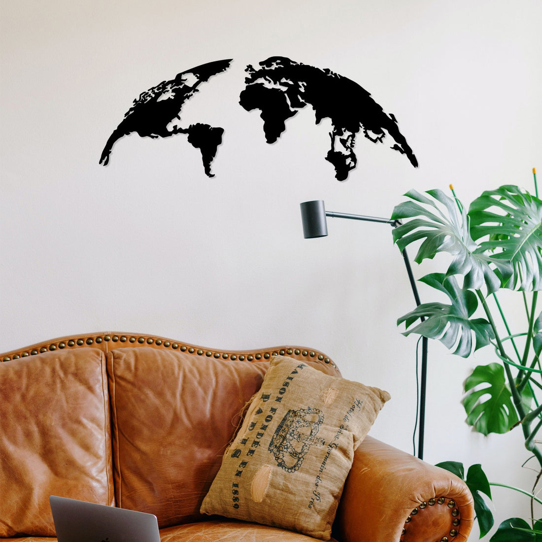 Accessoire mural en métal décoratif World Map Small Metal Decor