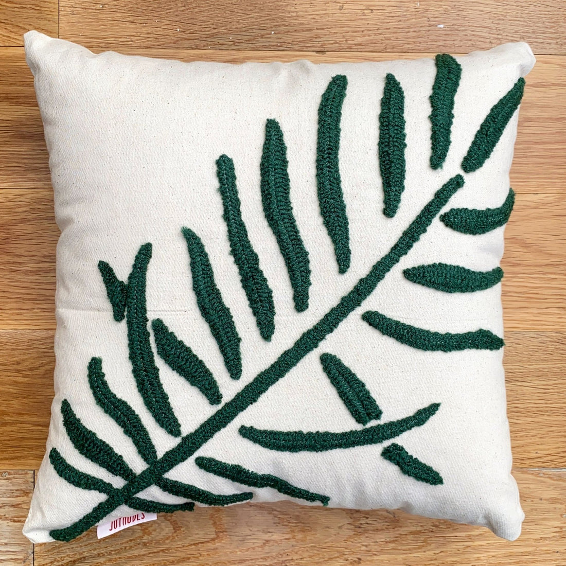 Coussin Pinales Organic Woven Punch PillowWith İnsert