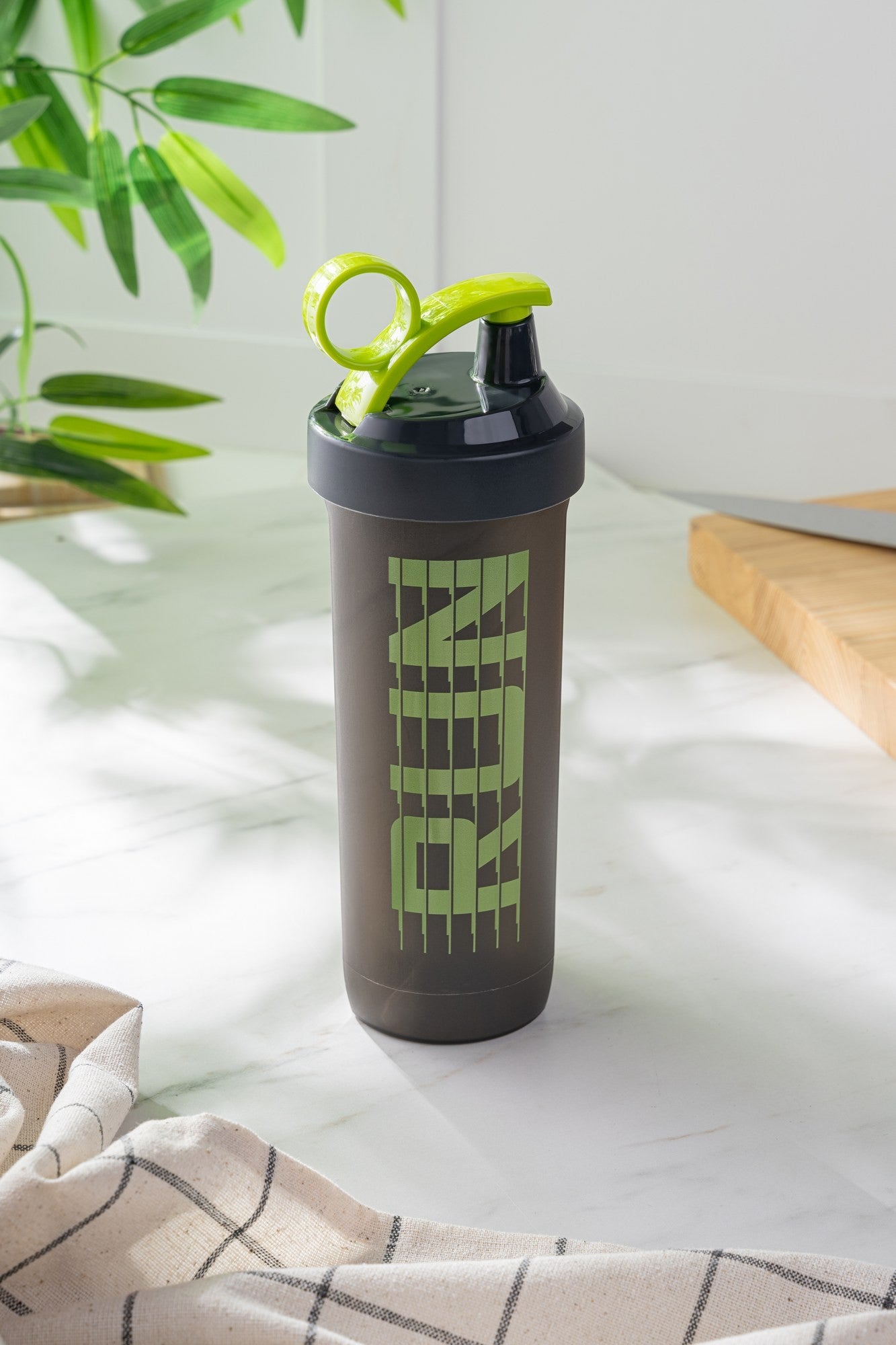 Bottle AnMWatbGreP01-74 RUN