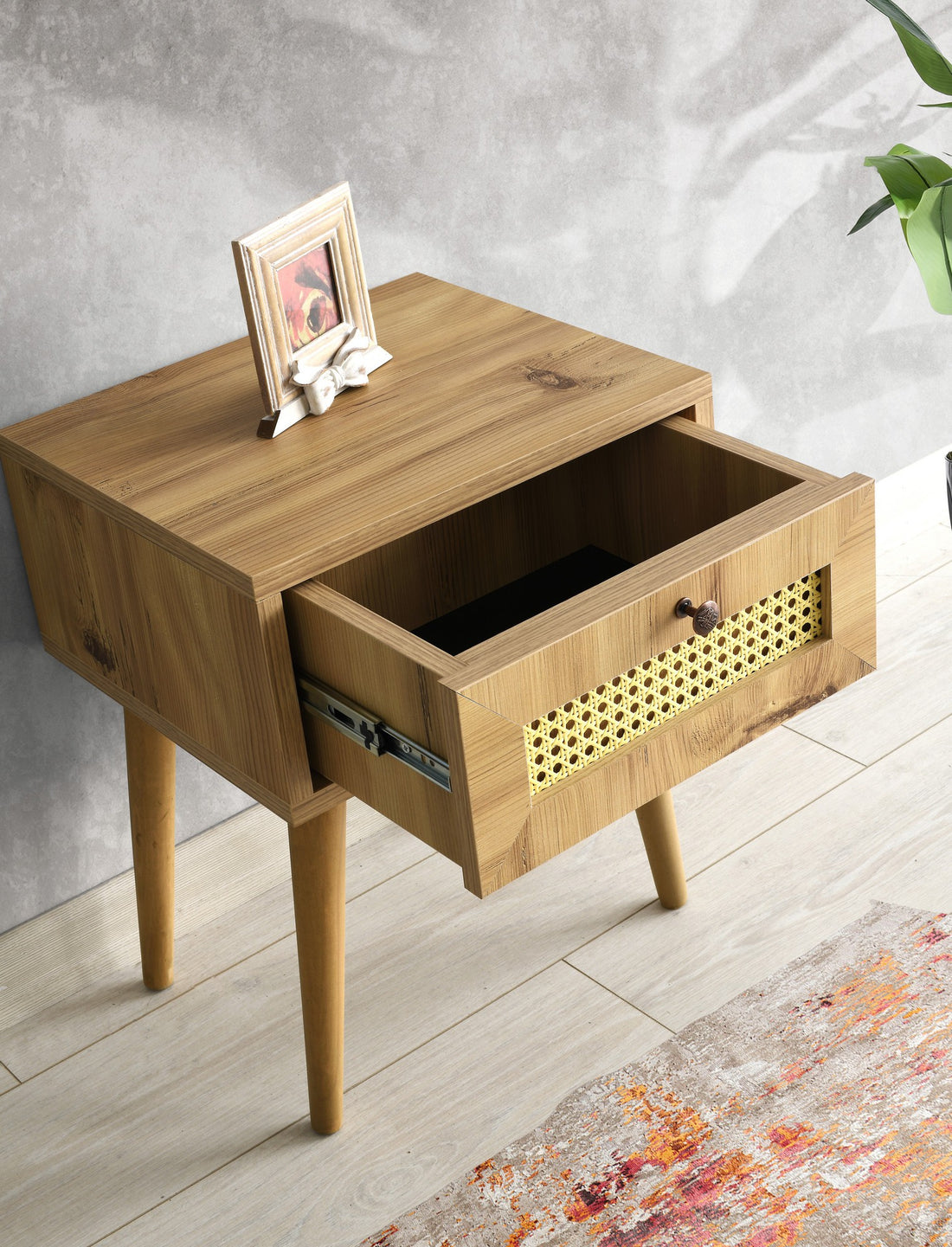 La table de nuit Euromos