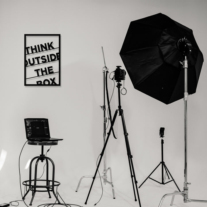 Accessoire mural en métal décoratif Thınk Outsıde The Box Metal Decor