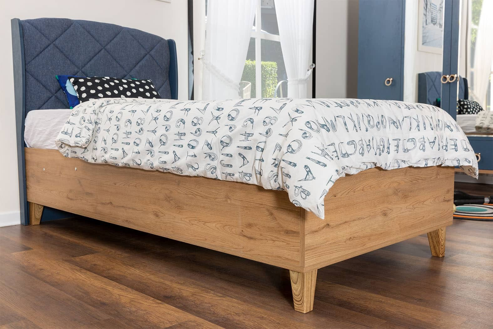 Moss avec sommier lit (100*200)