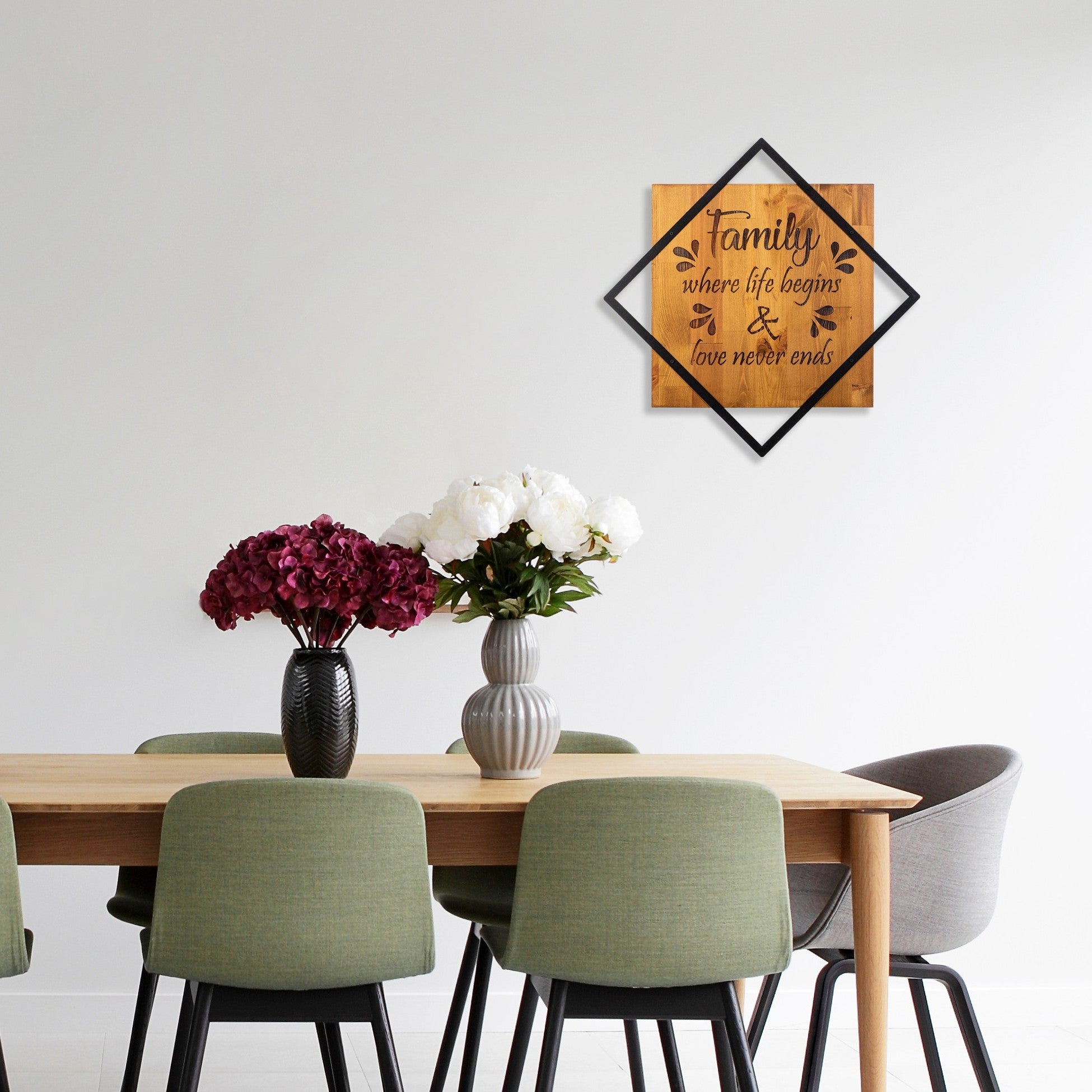 Accessoire mural en bois décoratif Family Where Life Begins
Love Never Ends