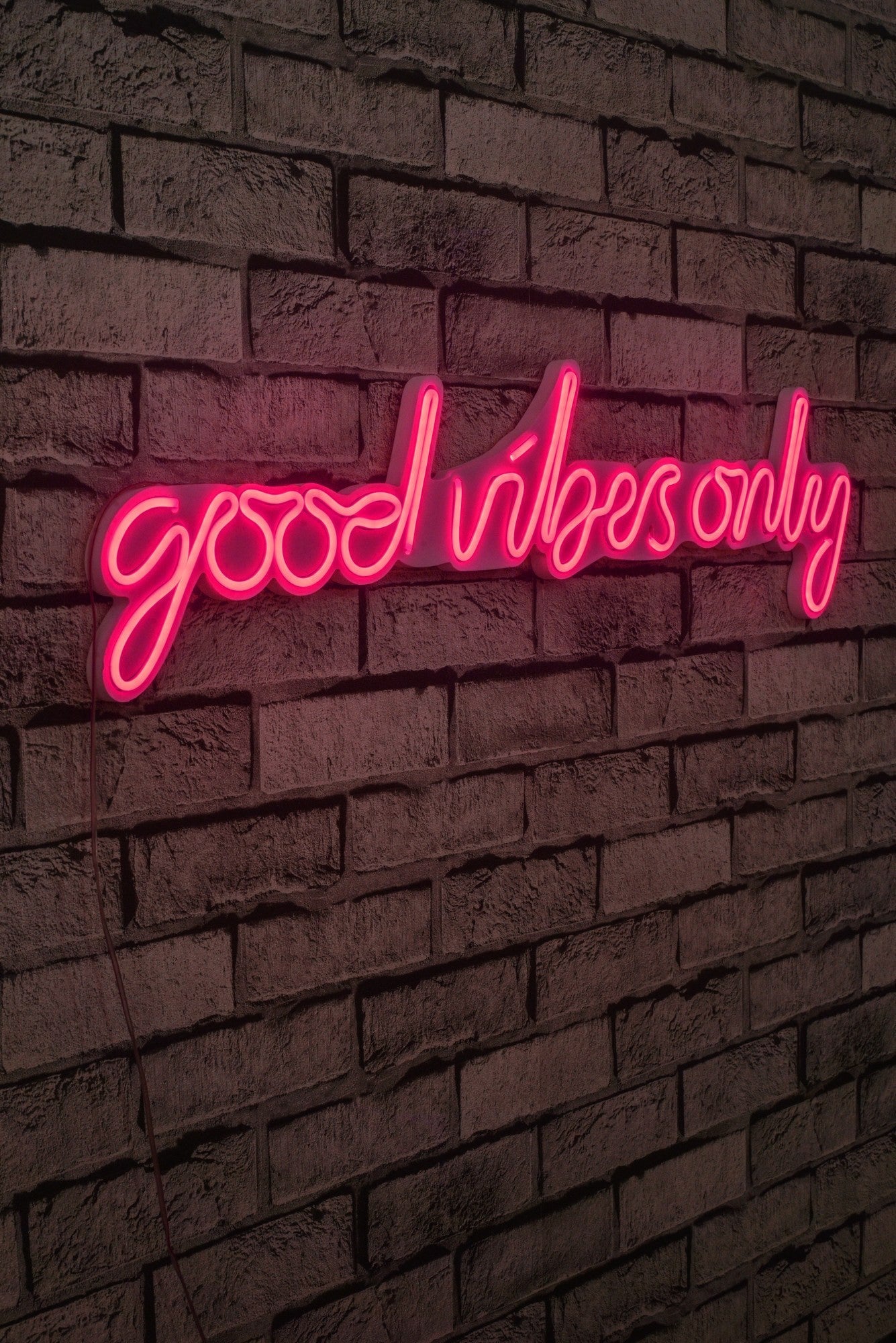 Éclairage LED en plastique décoratif Good Vibes Only - Pink