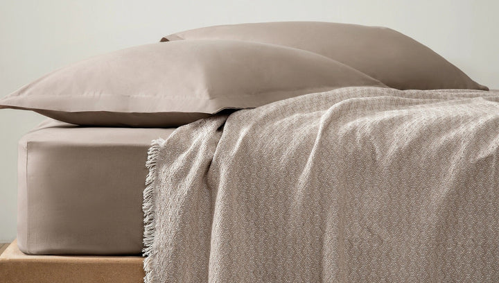 Mare Couvre Lit Beige