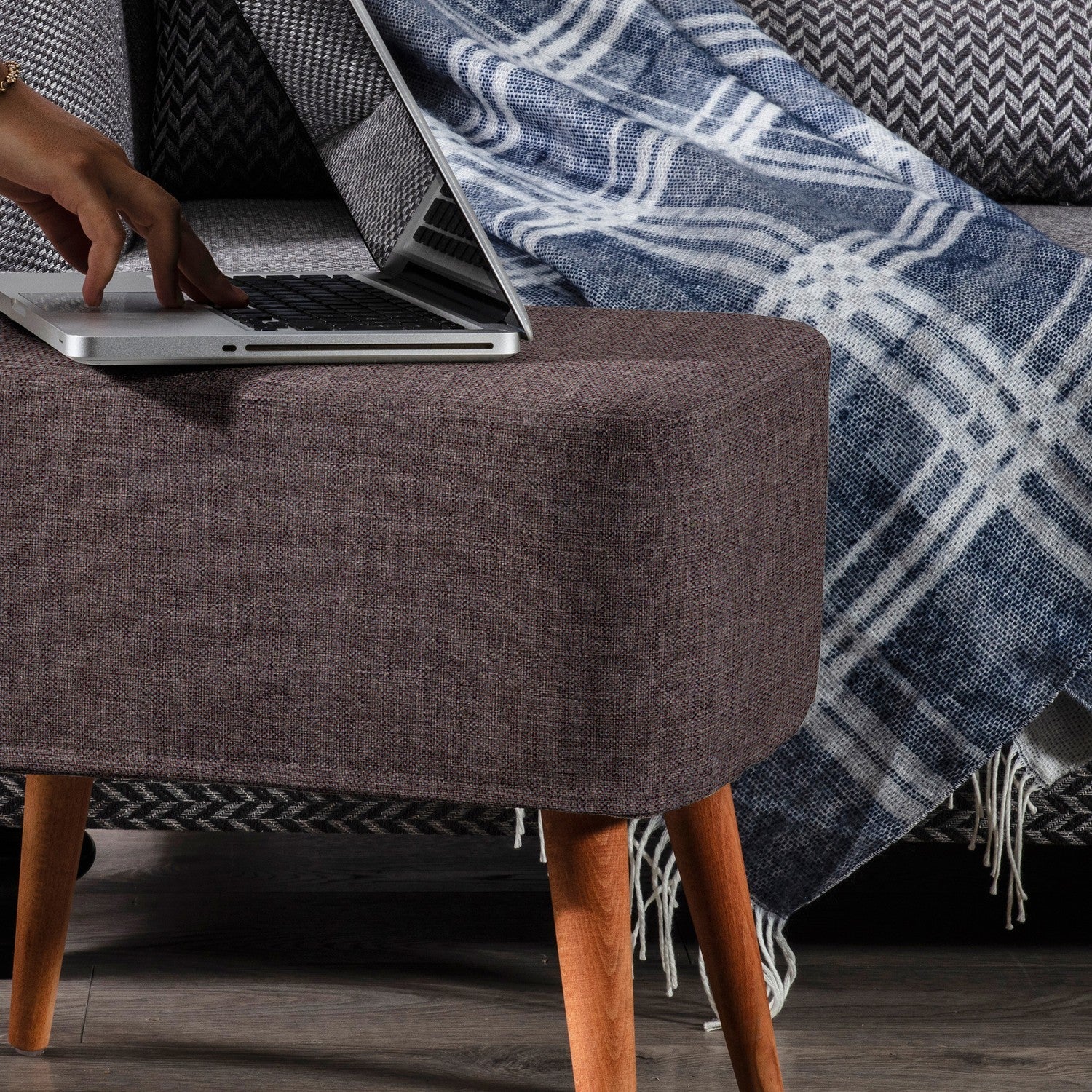 Albina Pouf marron cafe