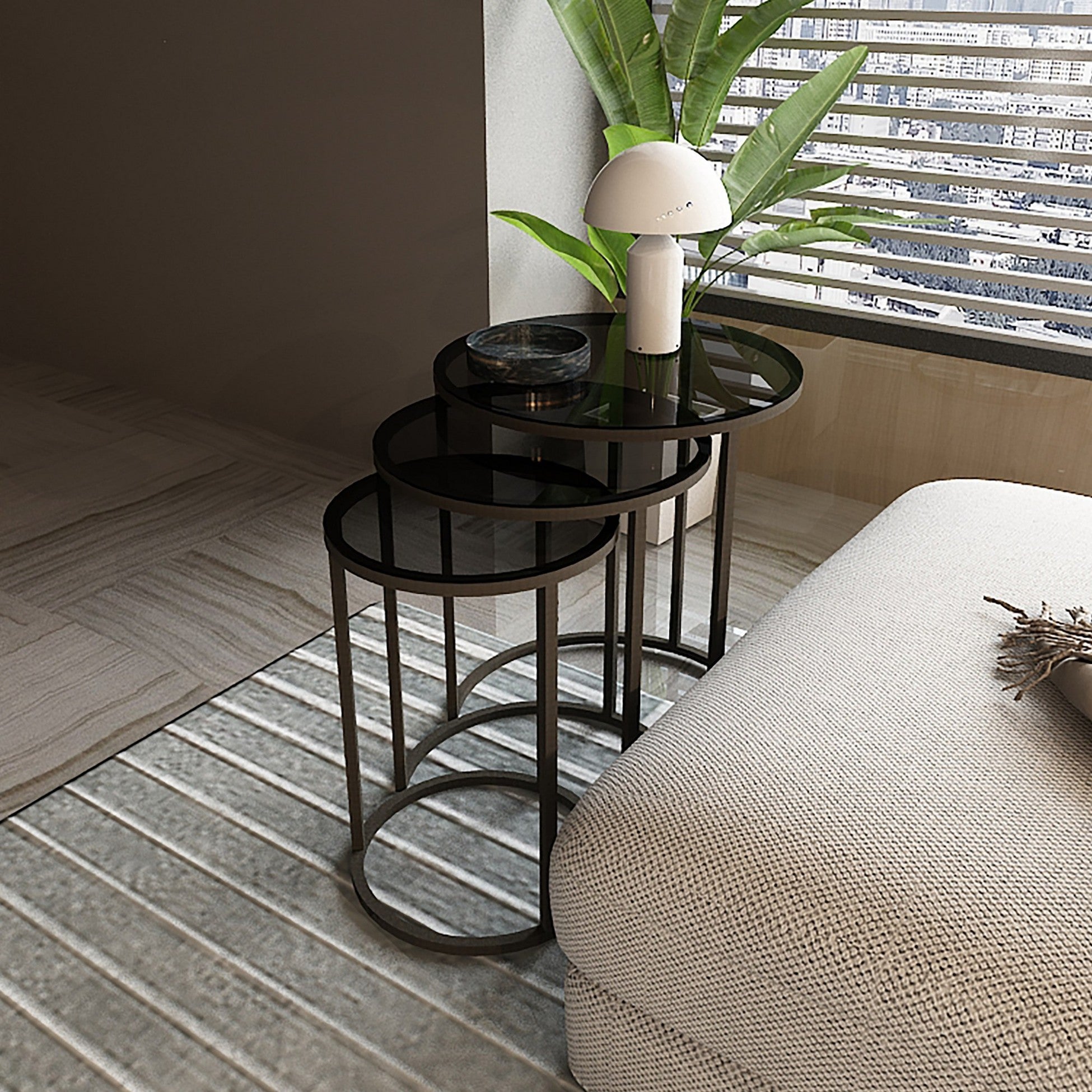 Set de 3 tables d'appoint kyyjärvi rondes gigognes noir transparent