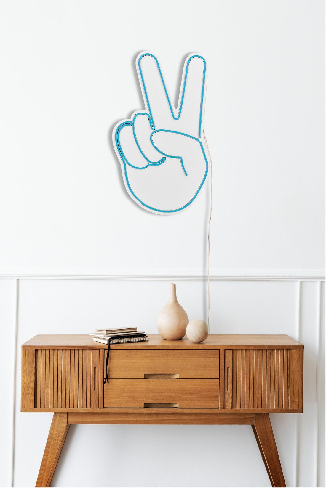 Éclairage LED en plastique décoratif Victory Sign - Blue