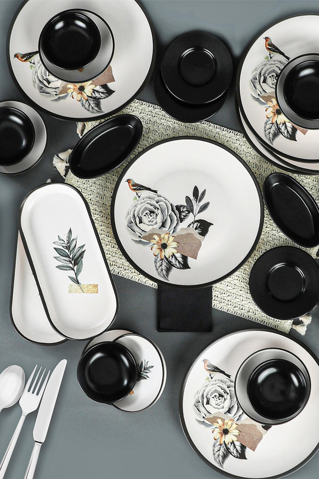 Breakfast Set (28 Pieces) Romantic