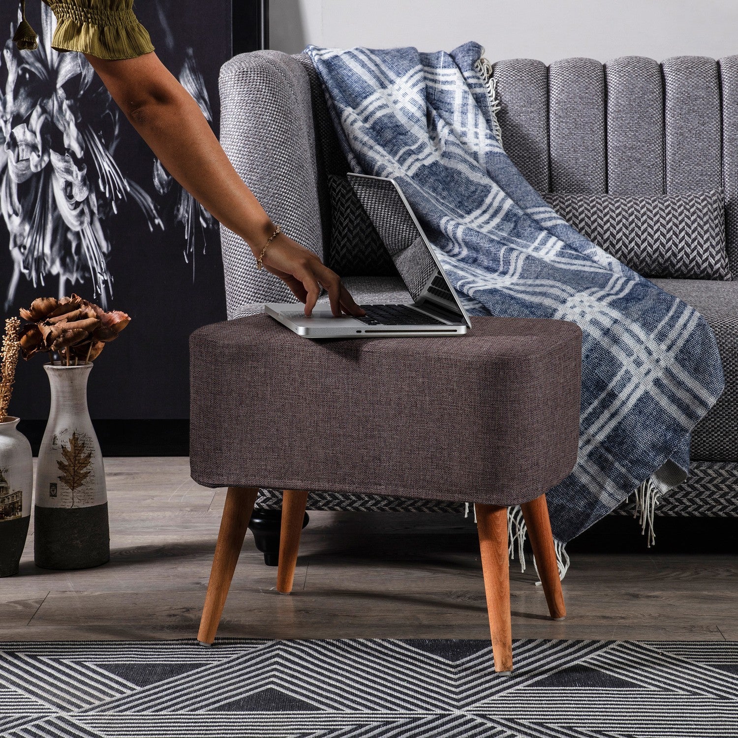 Albina Pouf marron cafe