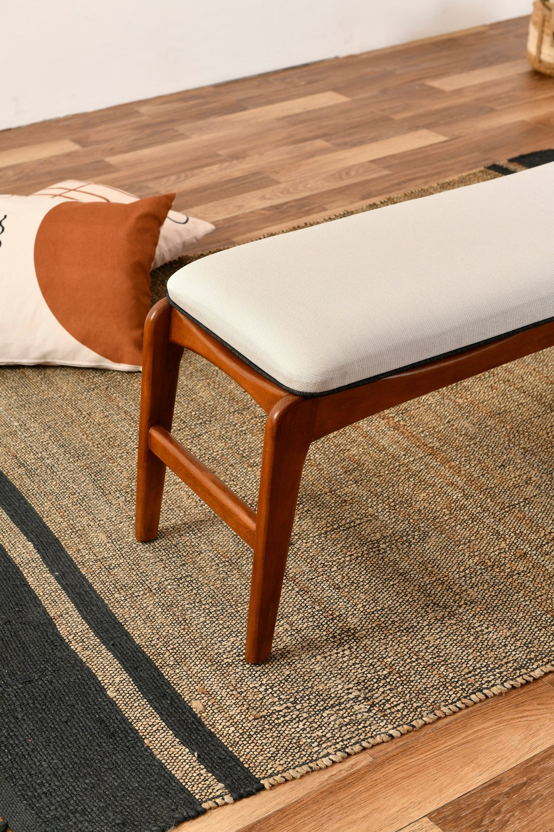 Banc Touch Bench