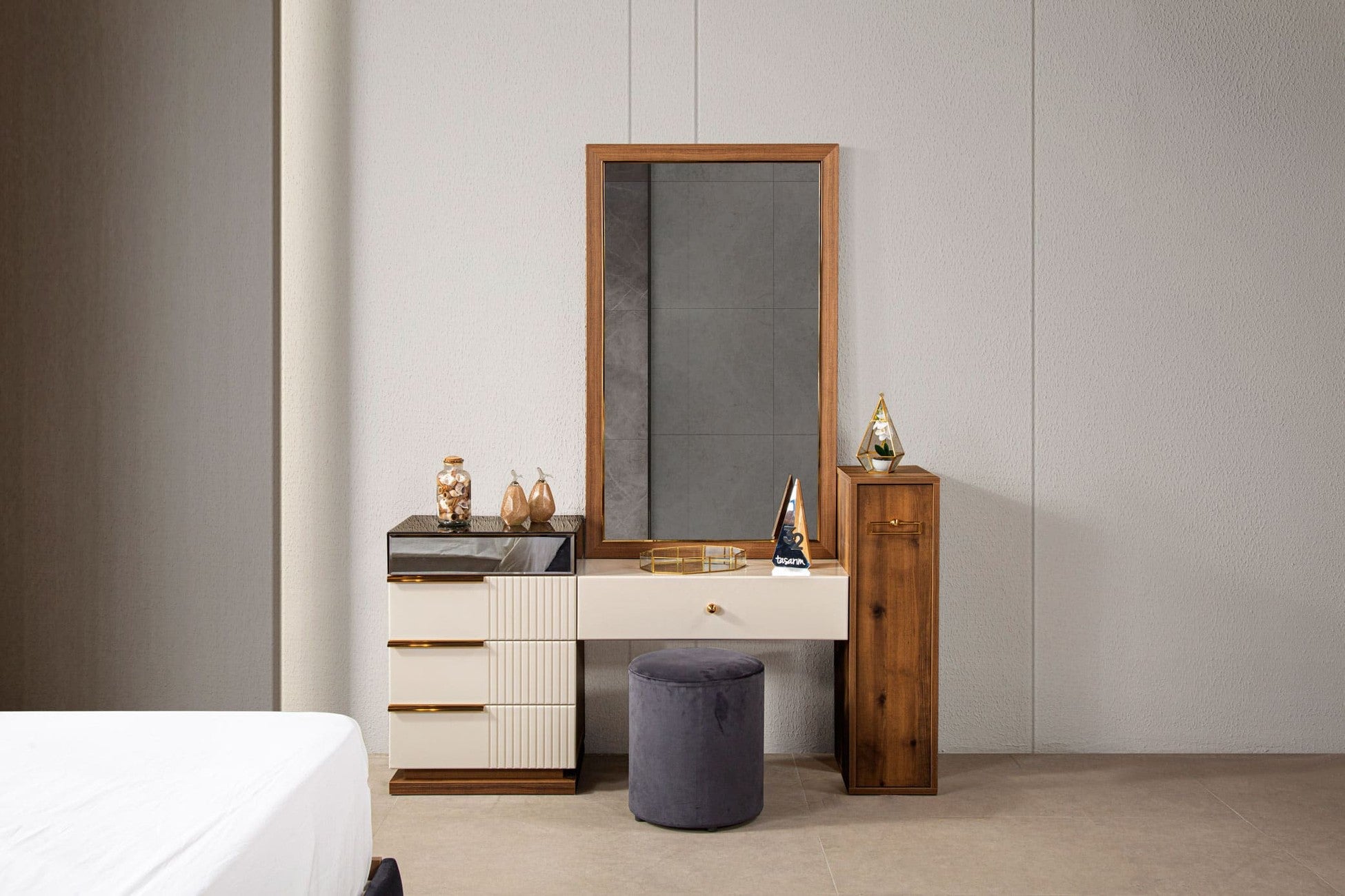 Asil Coiffeuse Avec Miroir 4 Portes 160x41x95