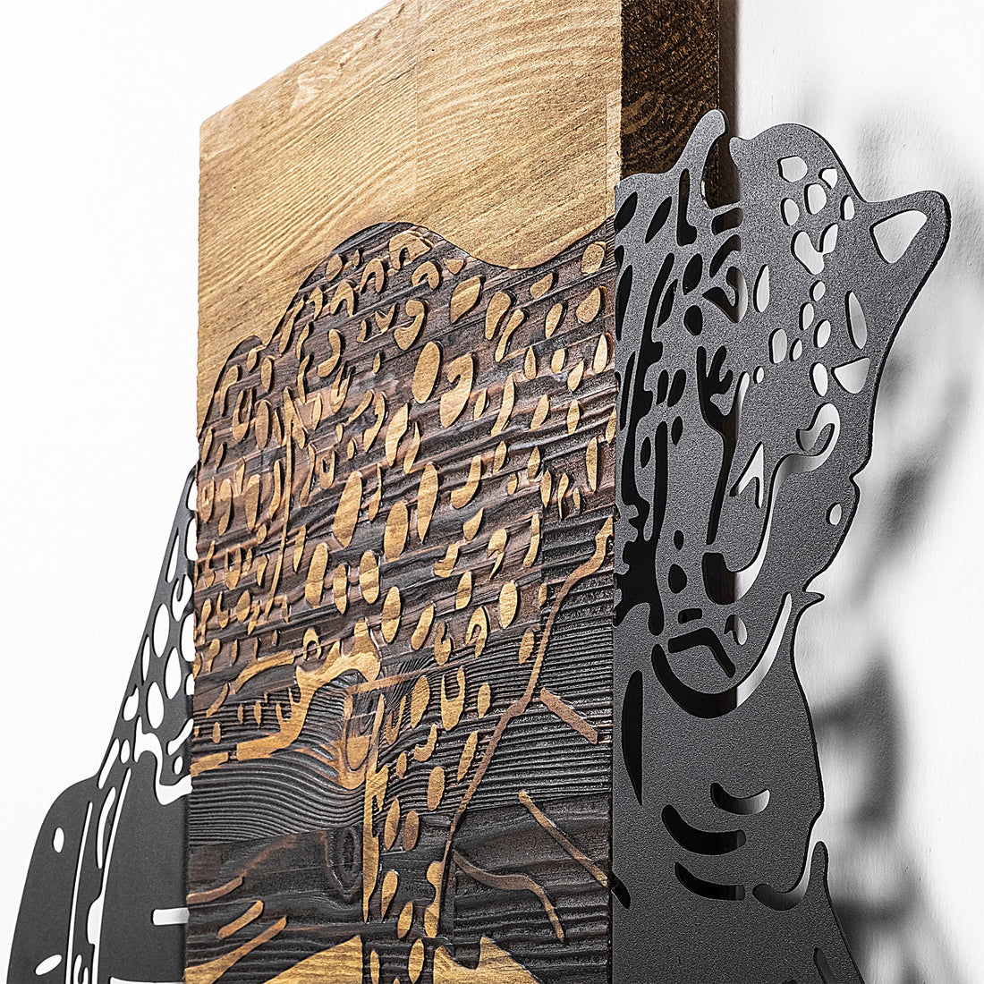 Accessoire mural en bois décoratif Leopard