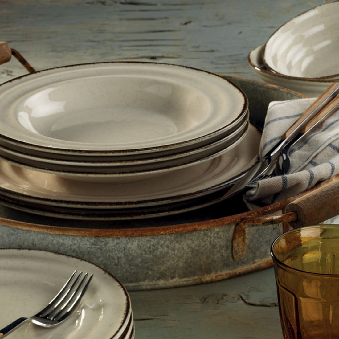 Dîner (18 pièces) TN18Y2730P02