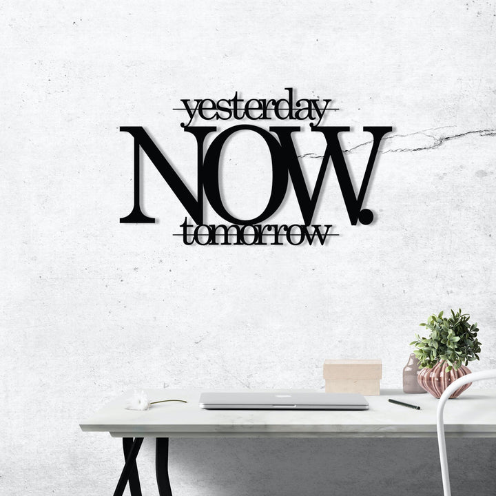 Accessoire mural en métal décoratif Now