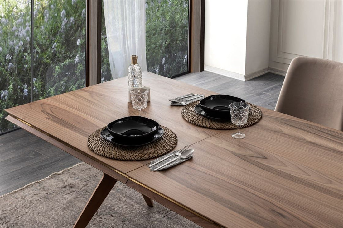 Bergamo Table