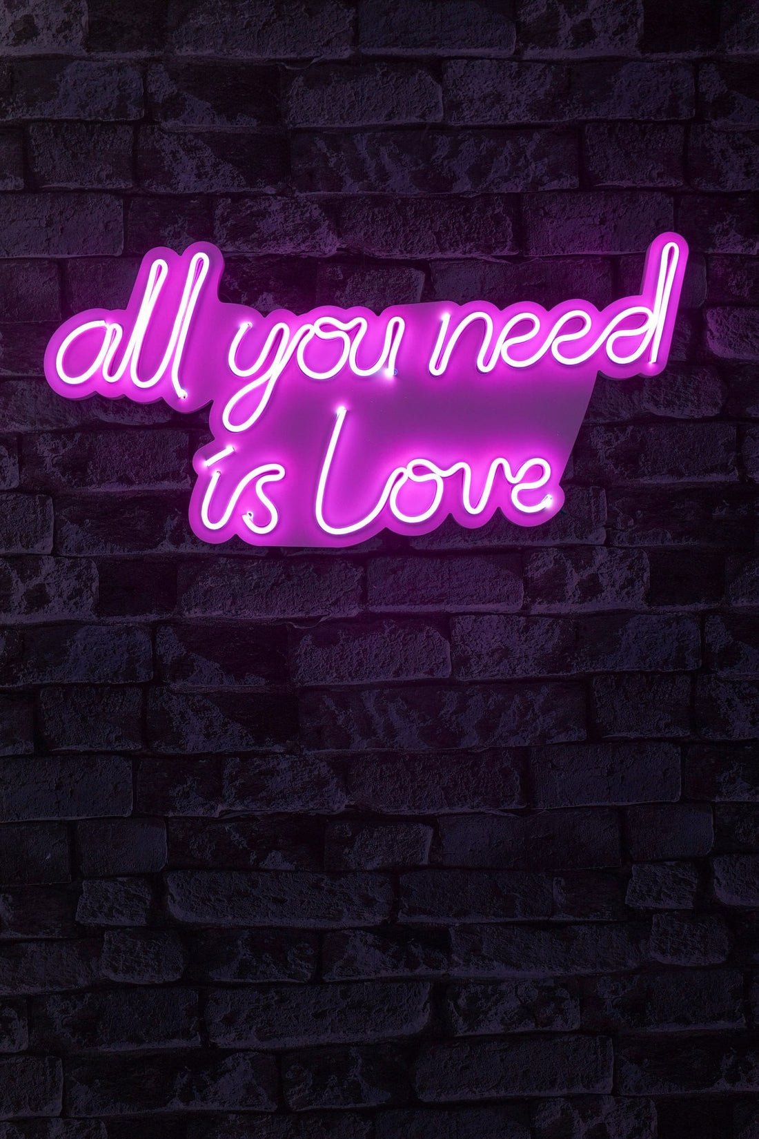 Éclairage LED en plastique décoratif All You Need is Love - Pink