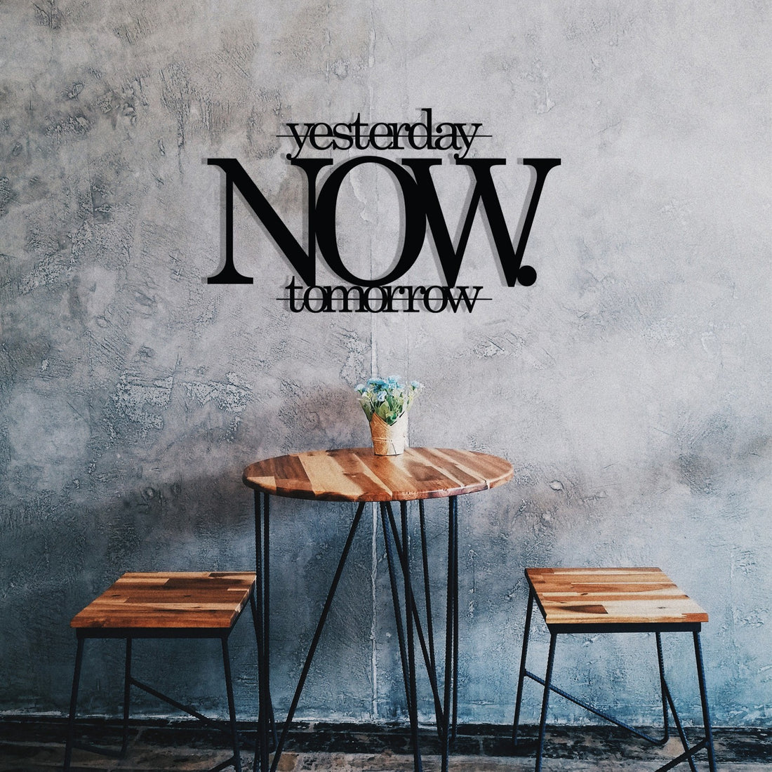 Accessoire mural en métal décoratif Now