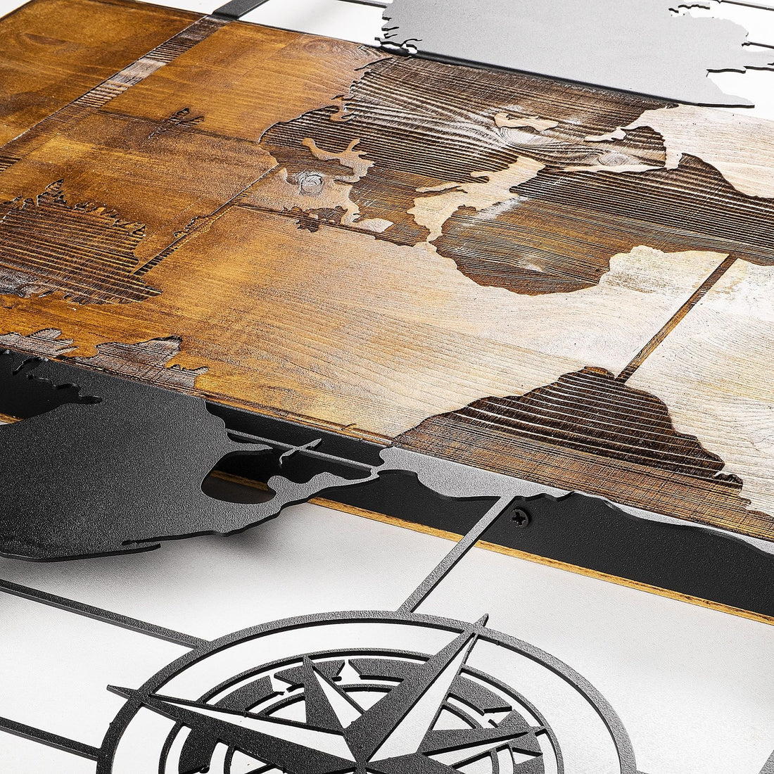 Accessoire mural en bois décoratif World Map With Compass