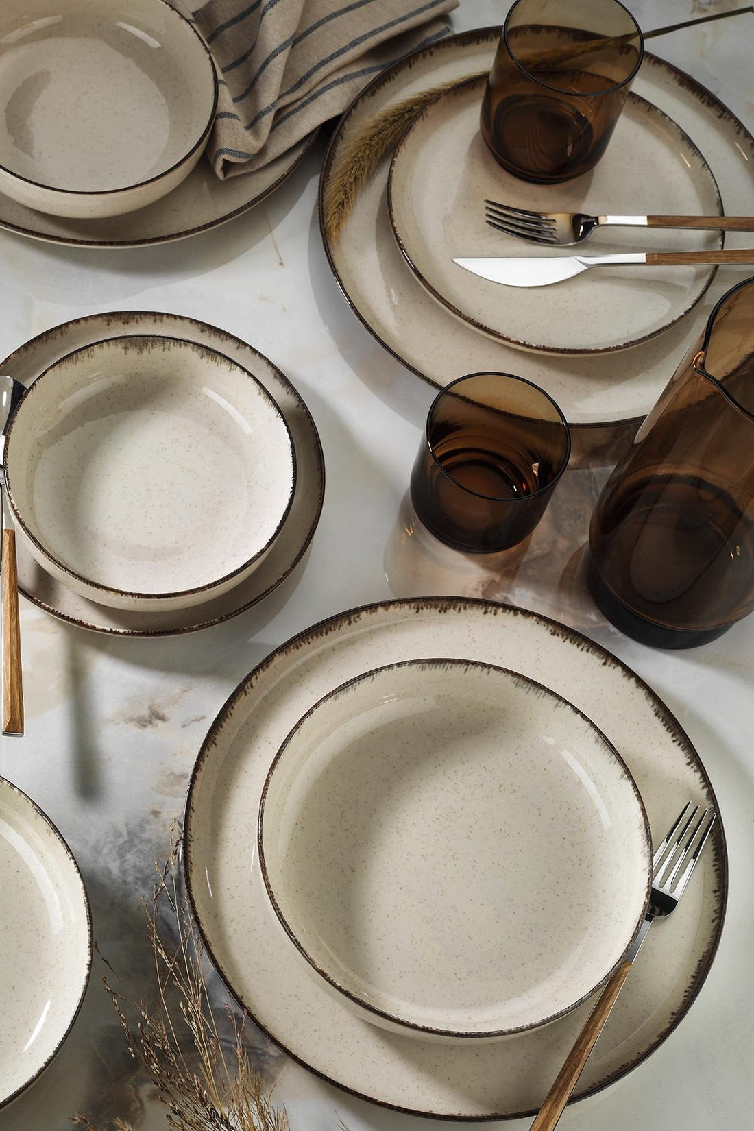 Dîner (16 pièces) MOD16YS730P02