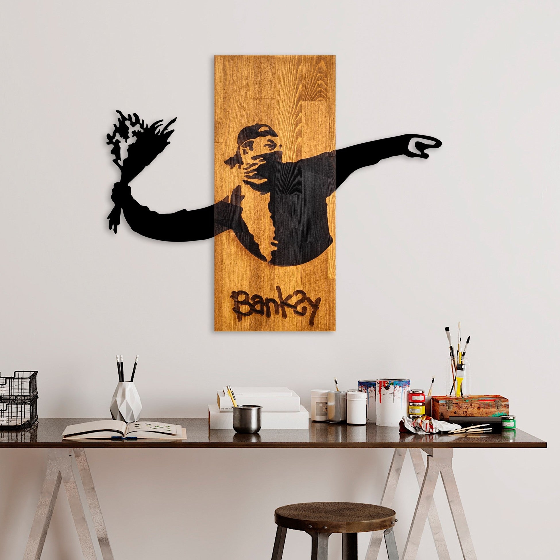 Accessoire mural en bois décoratif Banksy - Flower Thrower