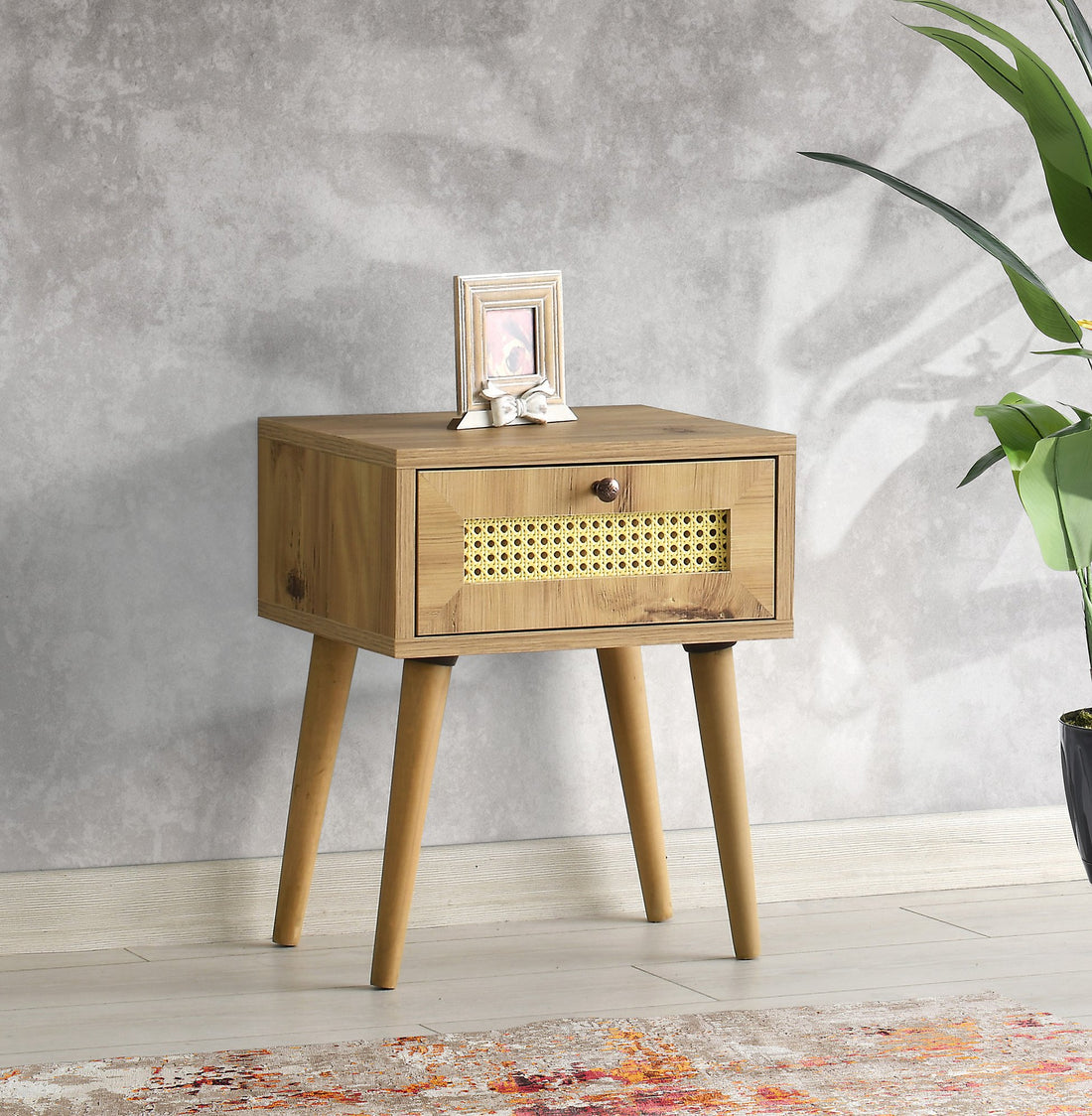 La table de nuit Euromos