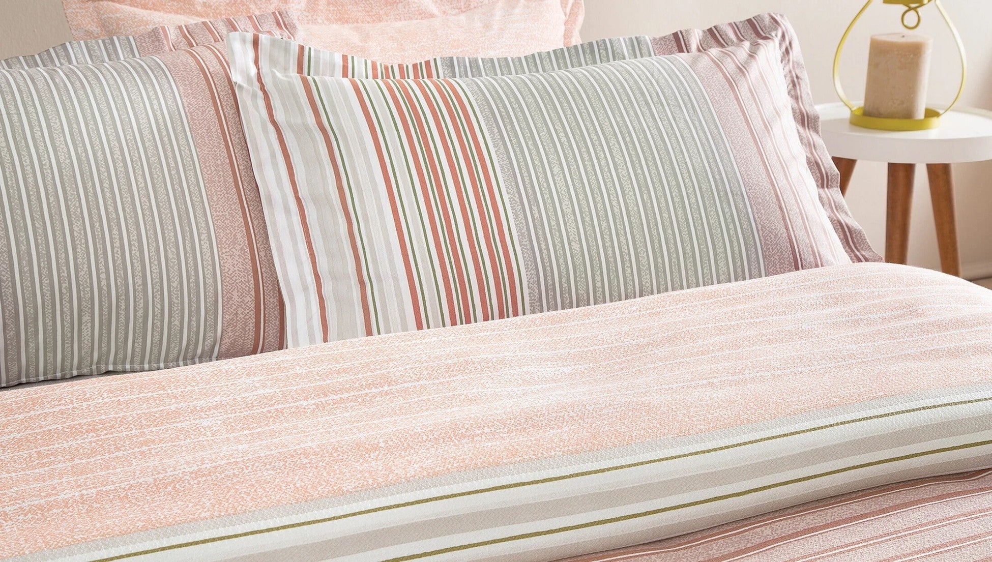 Pernelle Ensemble Couvre Lit (Couleur Brique)