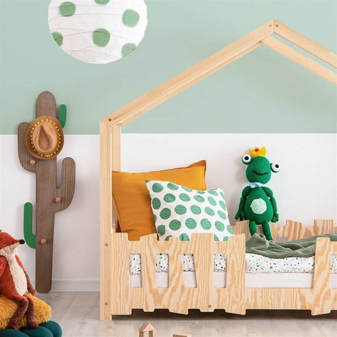 Lit cabane enfant Triangle  ,bois 90x190cm