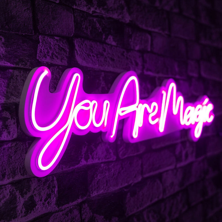 Éclairage LED en plastique décoratif You are Magic - Pink