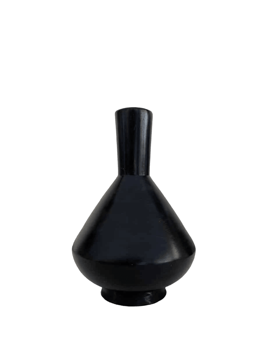Royal noir vase