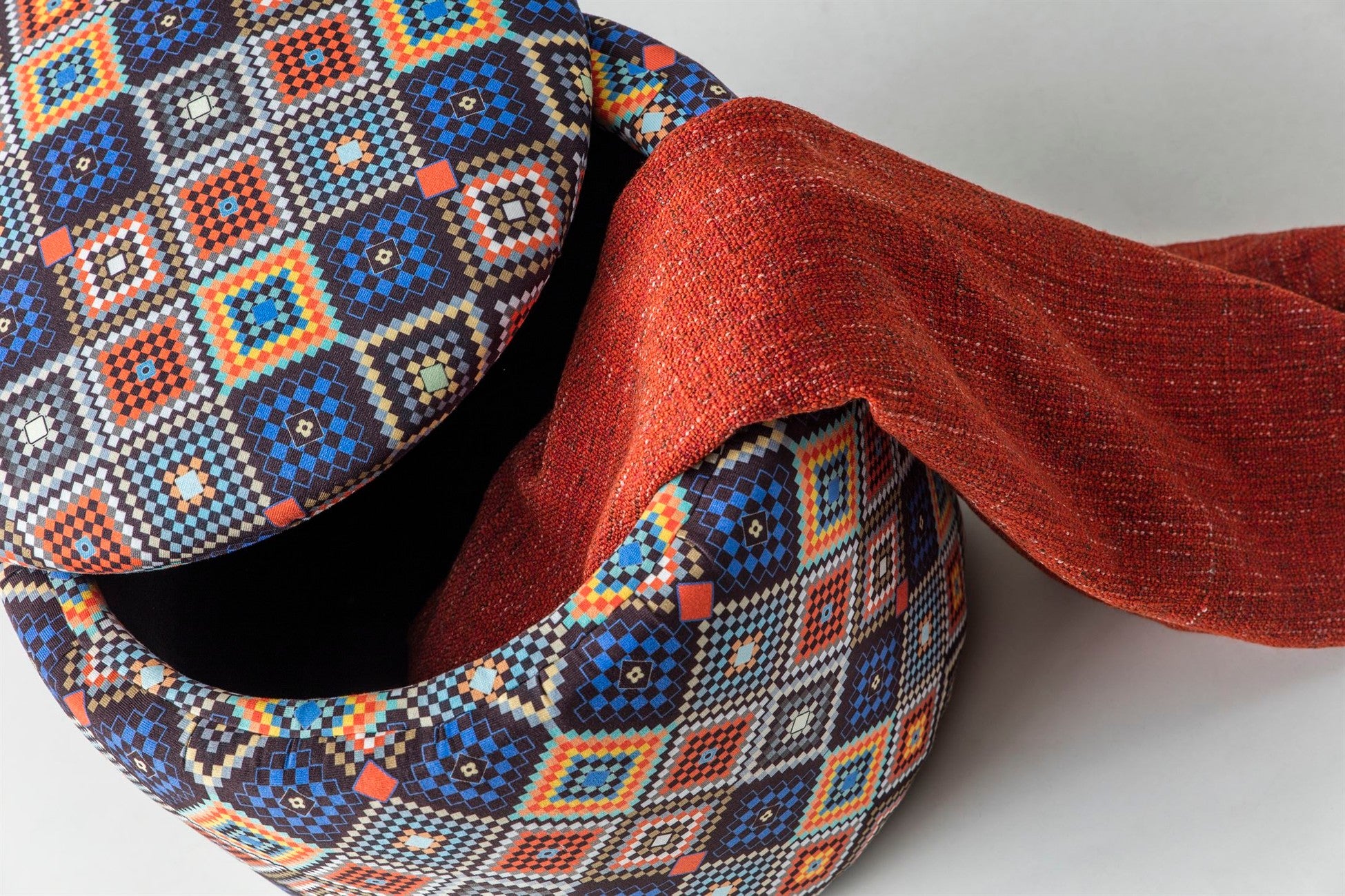 Pouf Coffre avec Espace De Rangement Mistik