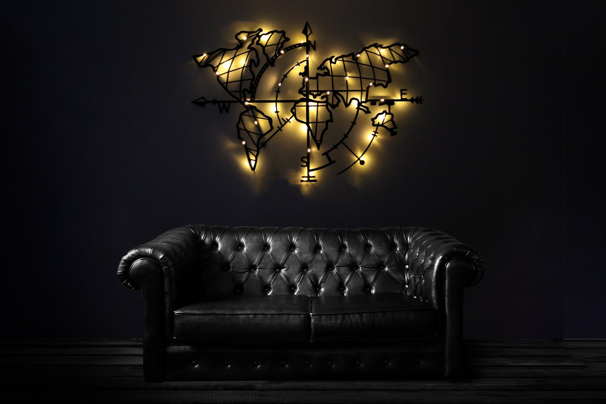 Accessoire mural en métal décoratif World Map Compass Led - Black